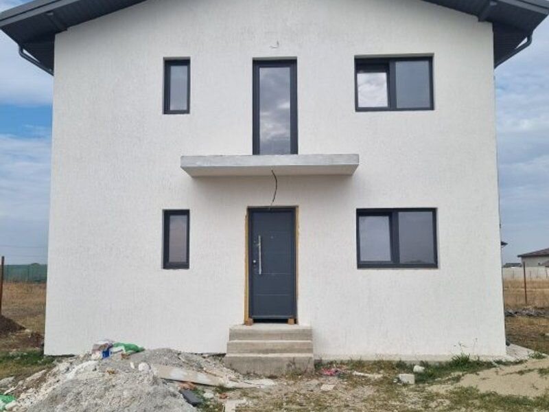 Ilfov vila semifinisata 4cam/3bai/ incalzire pardos-pompa caldura/com.Berceni