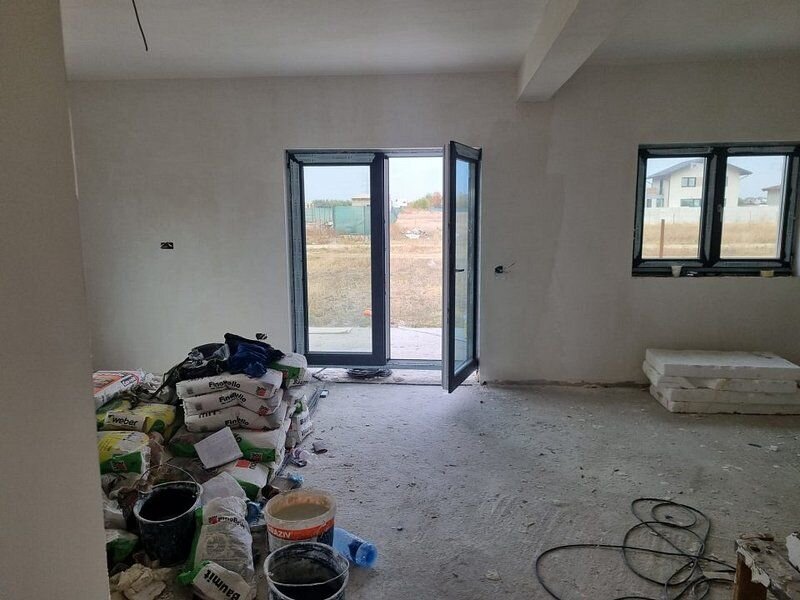 Ilfov vila semifinisata 4cam/3bai/ incalzire pardos-pompa caldura/com.Berceni