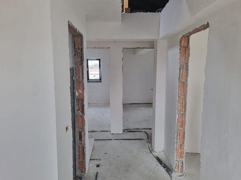 Ilfov vila semifinisata 4cam/3bai/ incalzire pardos-pompa caldura/com.Berceni