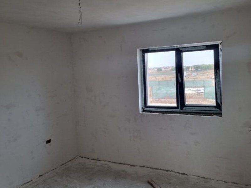 Ilfov vila semifinisata 4cam/3bai/ incalzire pardos-pompa caldura/com.Berceni